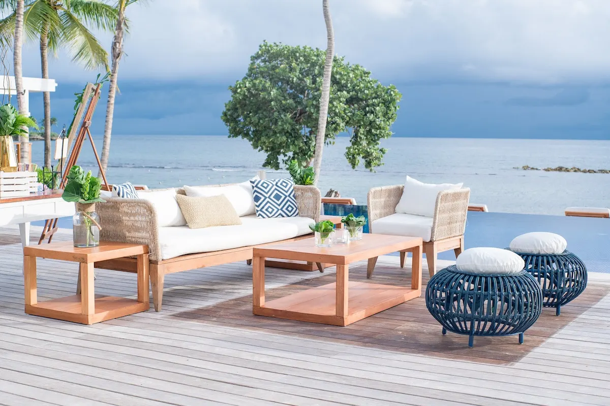 Outdoor furniture upholstery